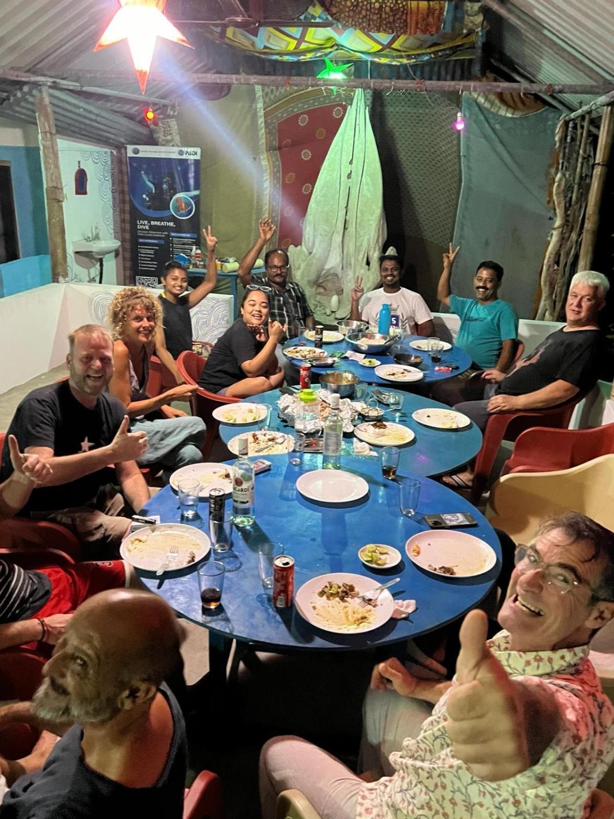 Blue Sea Restaurant & Bungalows Sitapur Екстериор снимка